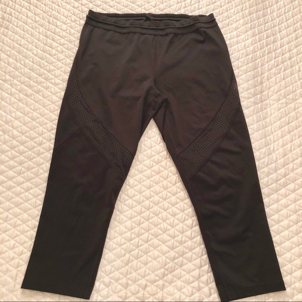 { Express } : Core Performance Athletic Capris - image 2